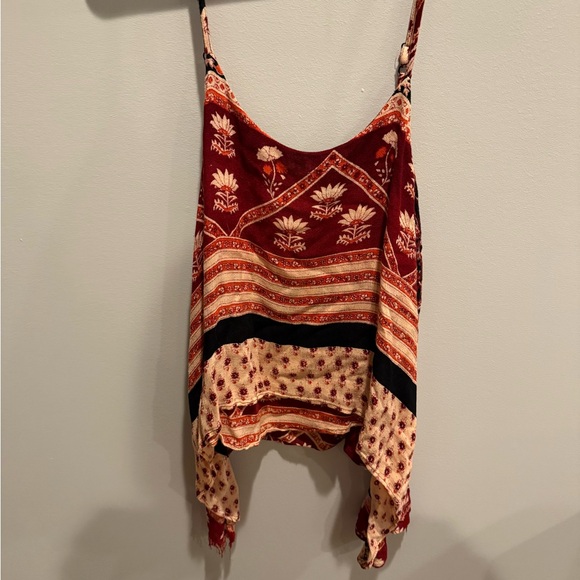 Passport Red and Cream Floral Boho Camisole Size M - Picture 1 of 3